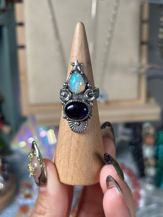 High Quality Ethiopian Opal & Amethyst ring