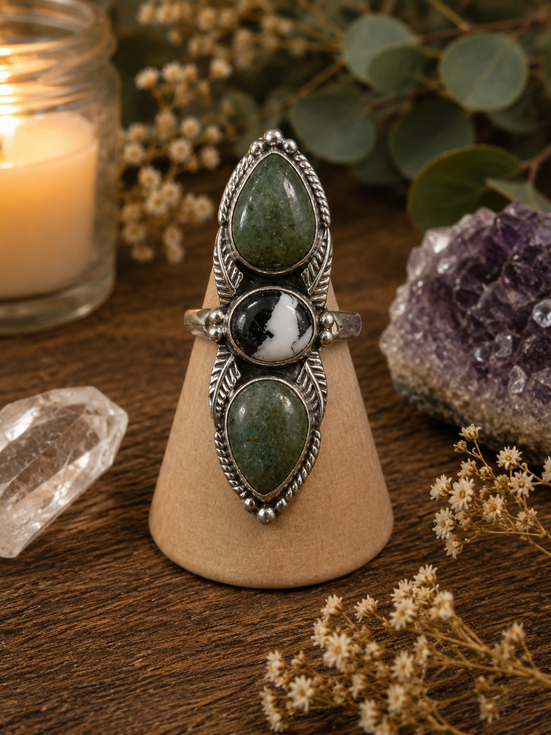 RUSSIAN DIOPSIDE AND WHIET BUFFALO TURQUOISE SILVER RING